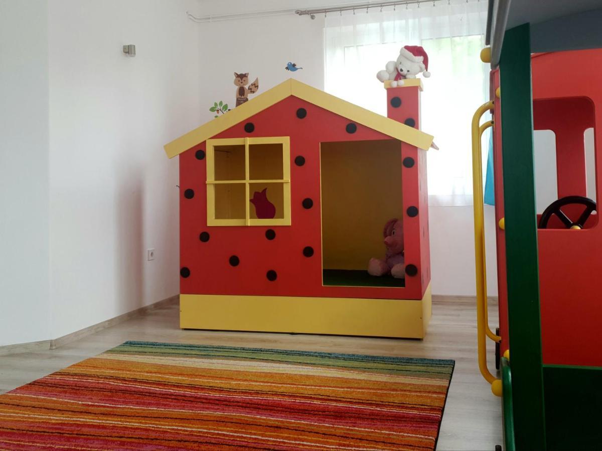 Diana Panzio Bed & Breakfast Matrafured Ngoại thất bức ảnh