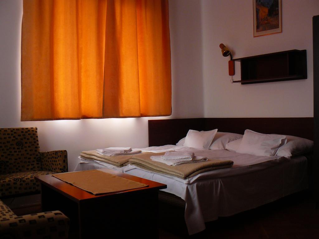 Diana Panzio Bed & Breakfast Matrafured Phòng bức ảnh